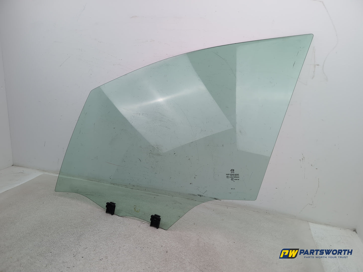 Peugeot 208 Active Door Glass Front Lh Passenger Side 2012-2017 - photo 2