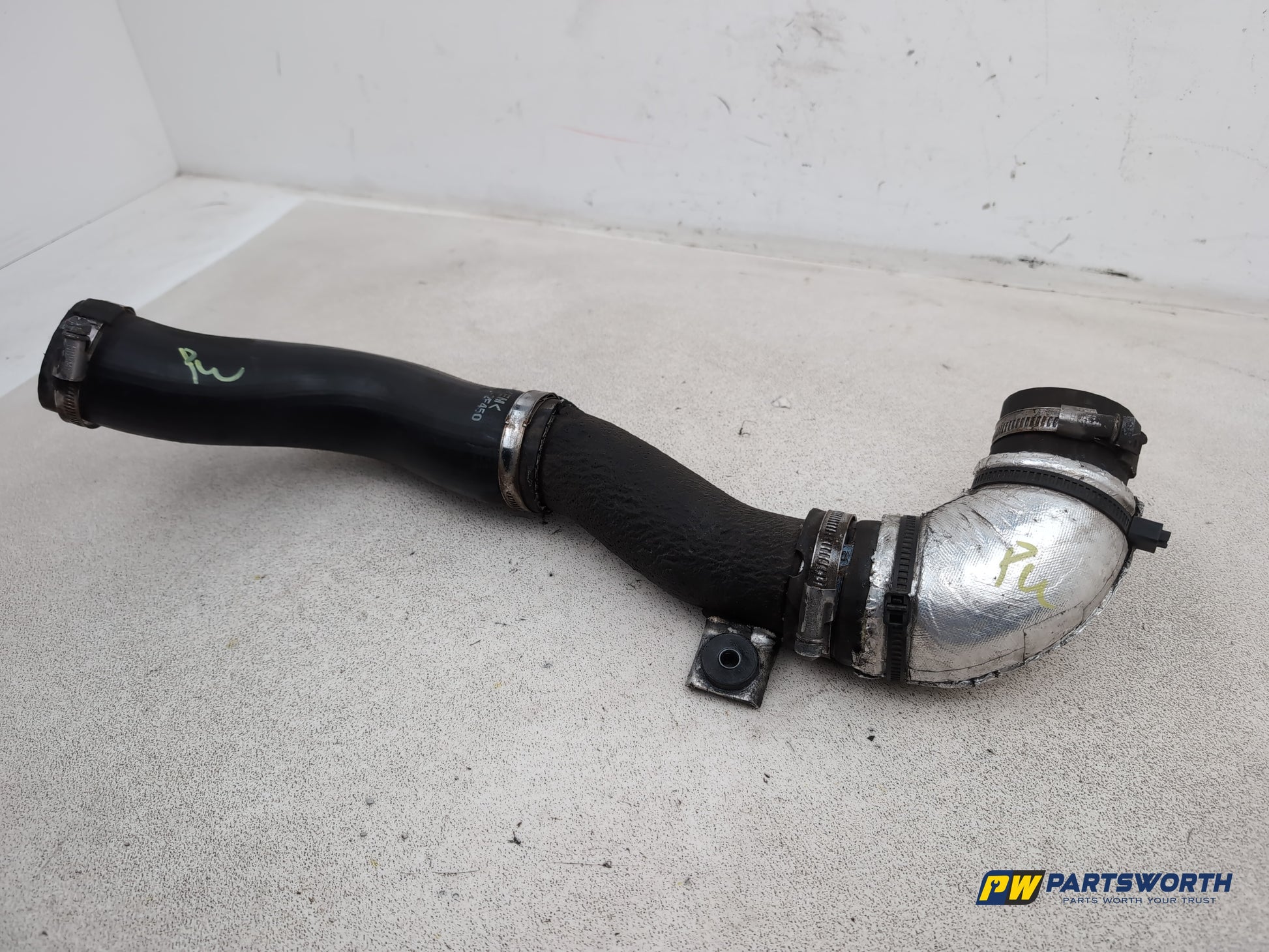 Hyundai Ix35 Style 2wd Crdi 134 Diesel Air Intake Turbo Hose Pipe 2009-2015 - photo 2