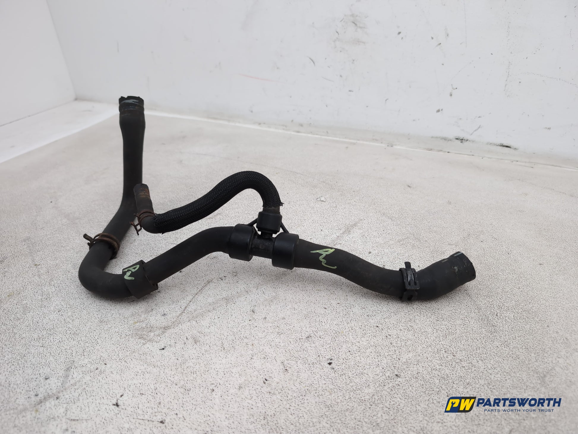Ford Galaxy Zetec Tdci Auto Coolant Pipe 9g918260bb 2010-2015 - photo 2