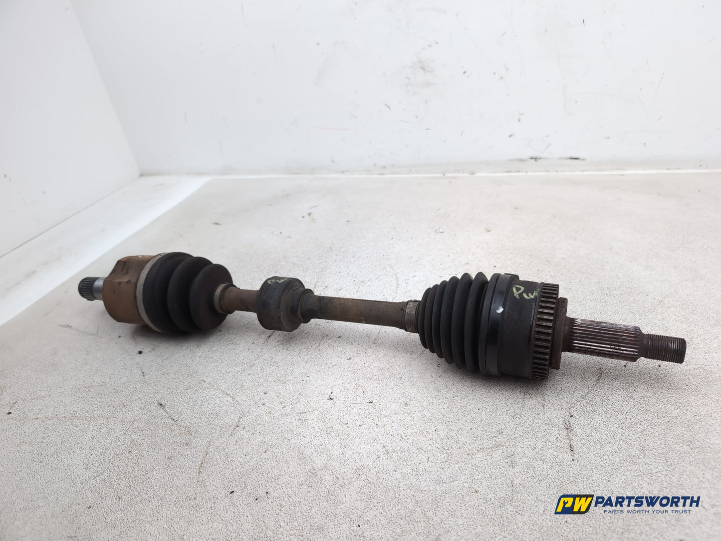 Hyundai Ix35 Style 2wd Crdi 134 Driveshaft Front Lh Passenger Side 2009-2015 - photo 2