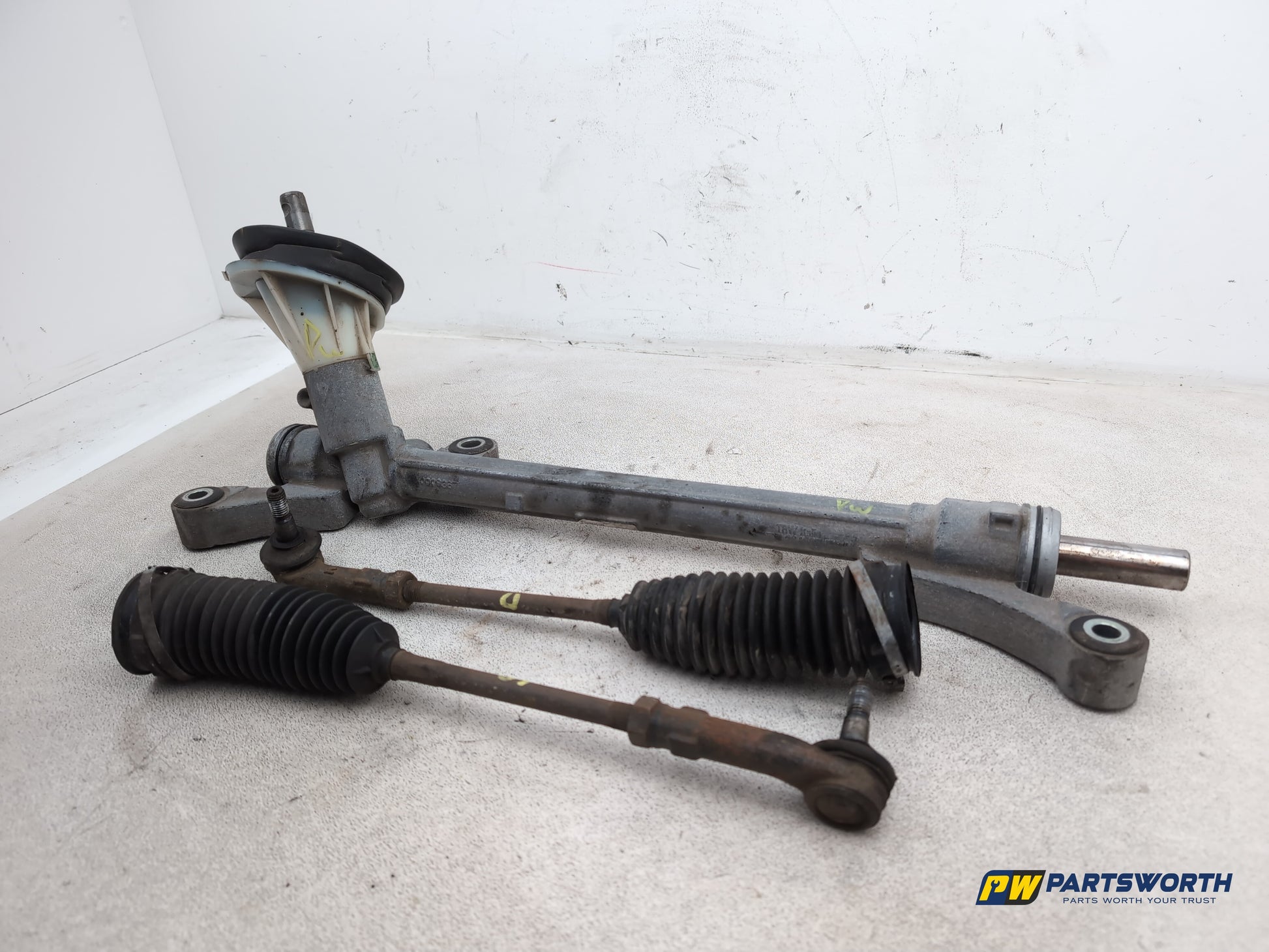 Ford Fiesta Zetec Power Steering Rack 2012-2017 - photo 2