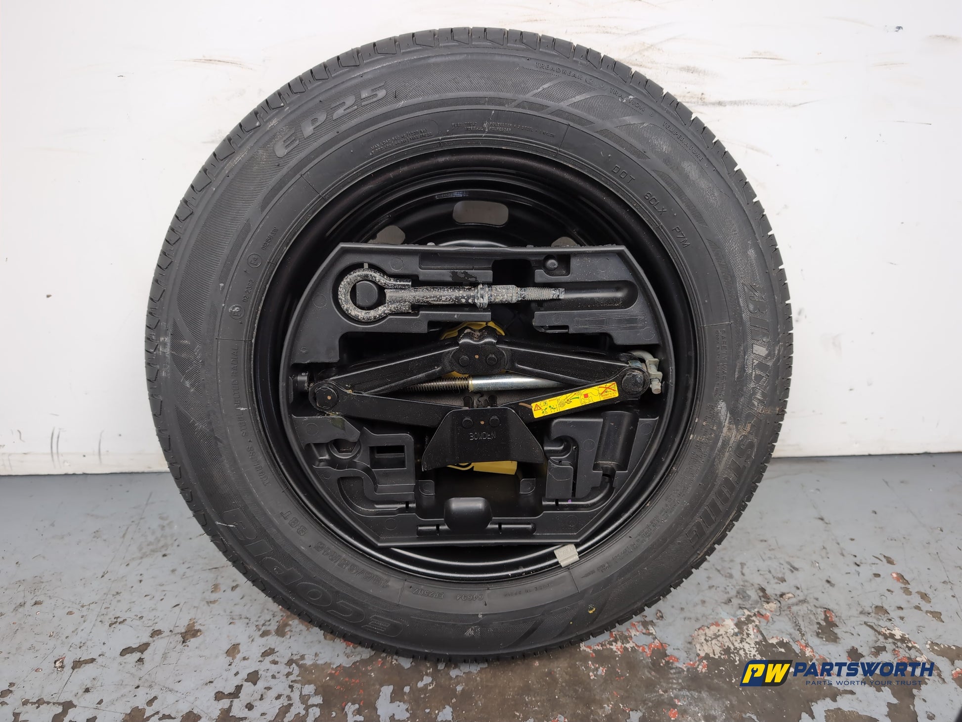 Peugeot 208 Active Space Saver Spare Wheel And Tool Kit 185/65 R15 - photo 8