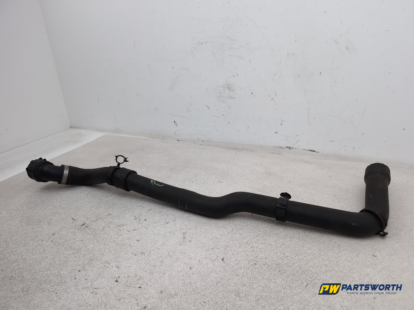 Porsche Cayenne Tiptronic S Radiator Coolant Water Pipe Top Hose 7l0122101e - photo 2