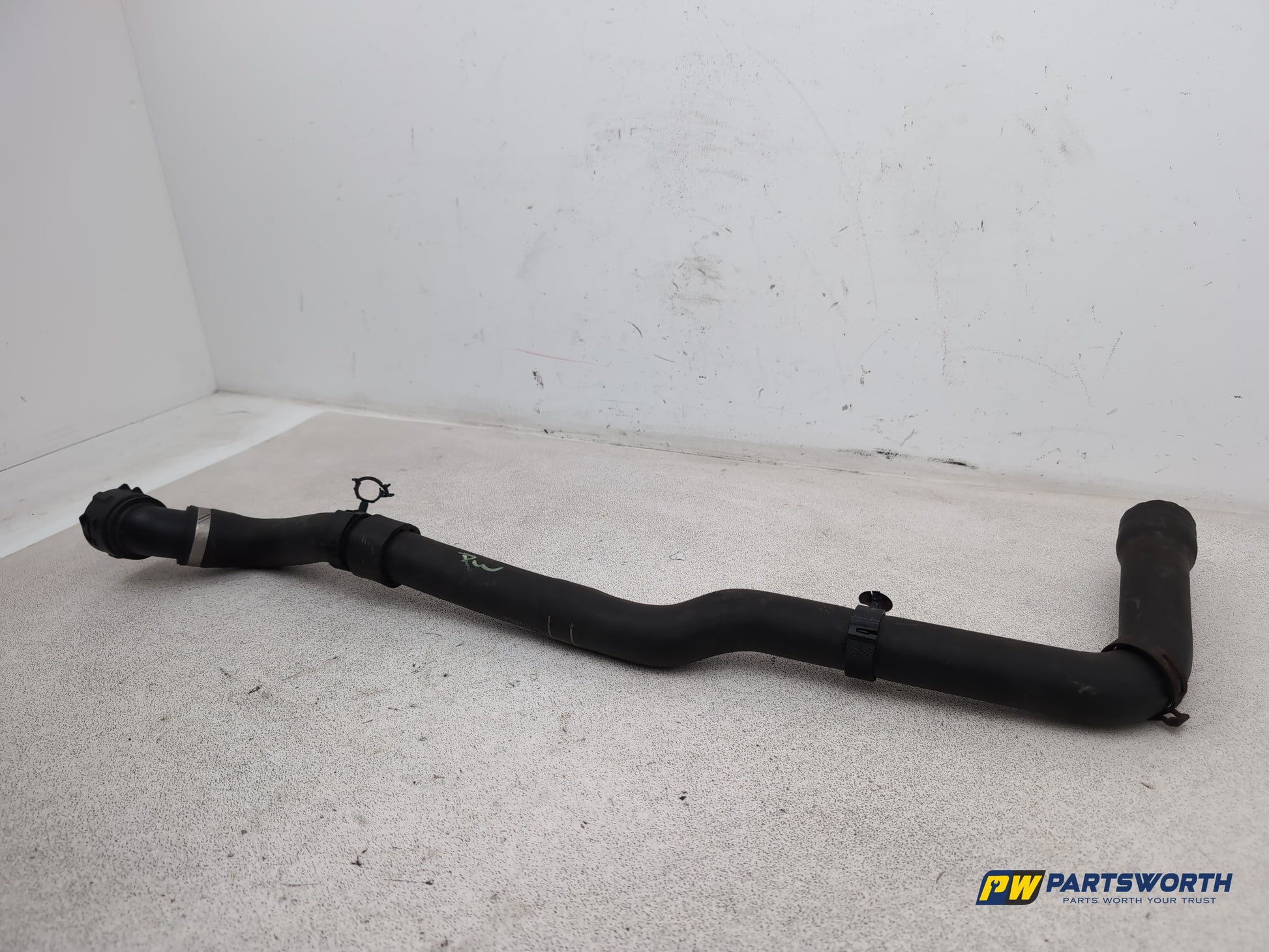 Porsche Cayenne Tiptronic S Radiator Coolant Water Pipe Top Hose 7l0122101e - photo 2