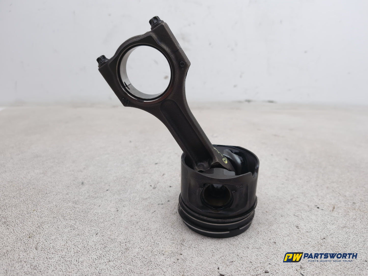 Bmw 1 3 5 Series Piston & Conrod 2.0l Diesel N47d20a 2008-2012 - photo 2