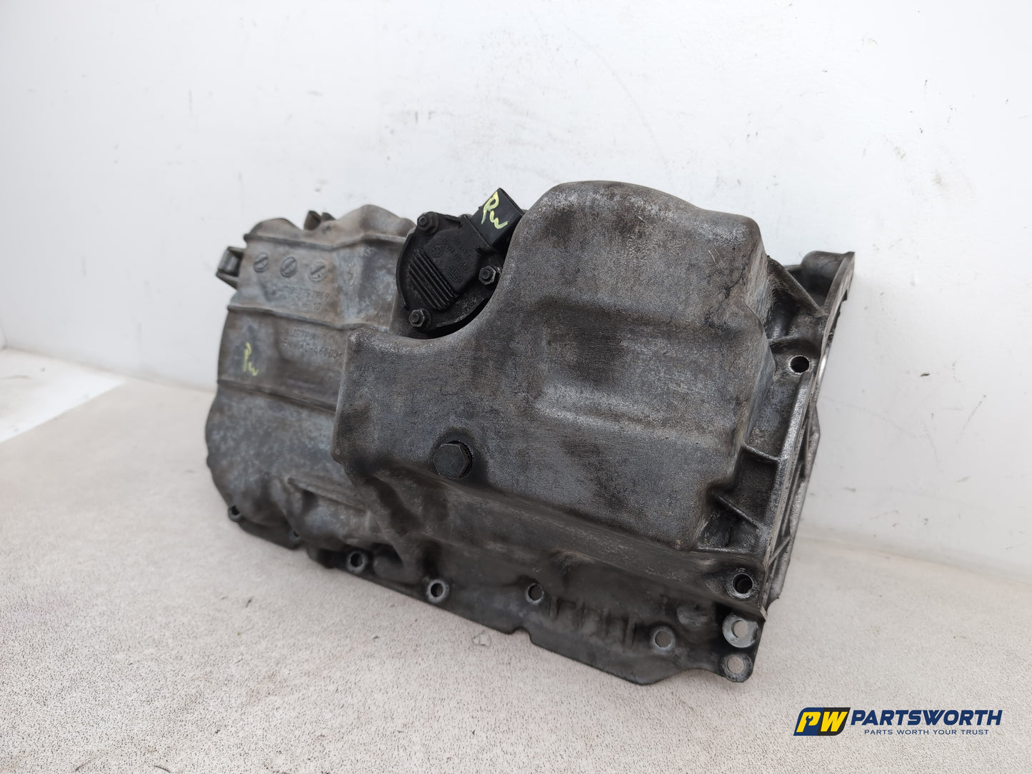 Bmw 1 3 Series E81 E82 E87 E90 E91 E92 Diesel Engine Sump 7797969 2008-2012 - photo 2