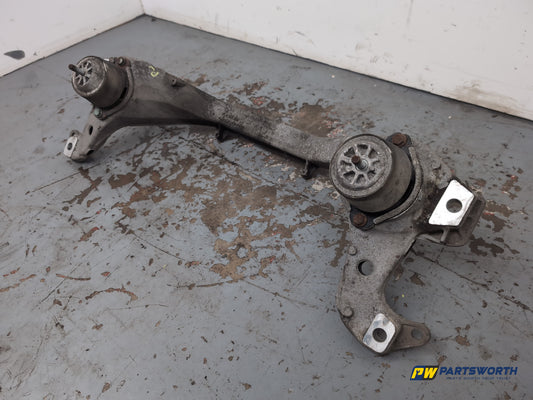 Engine Mounting Bracket 2