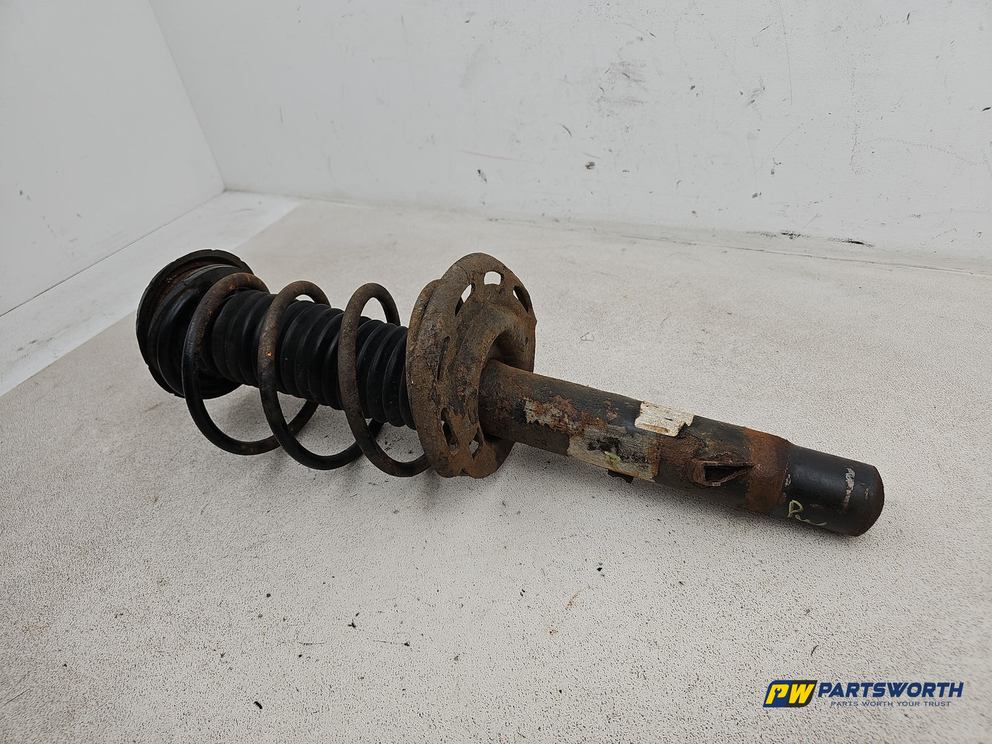 Peugeot 208 Active Shock Absorber Front Rh Driver Side 2012-2019 - photo 2
