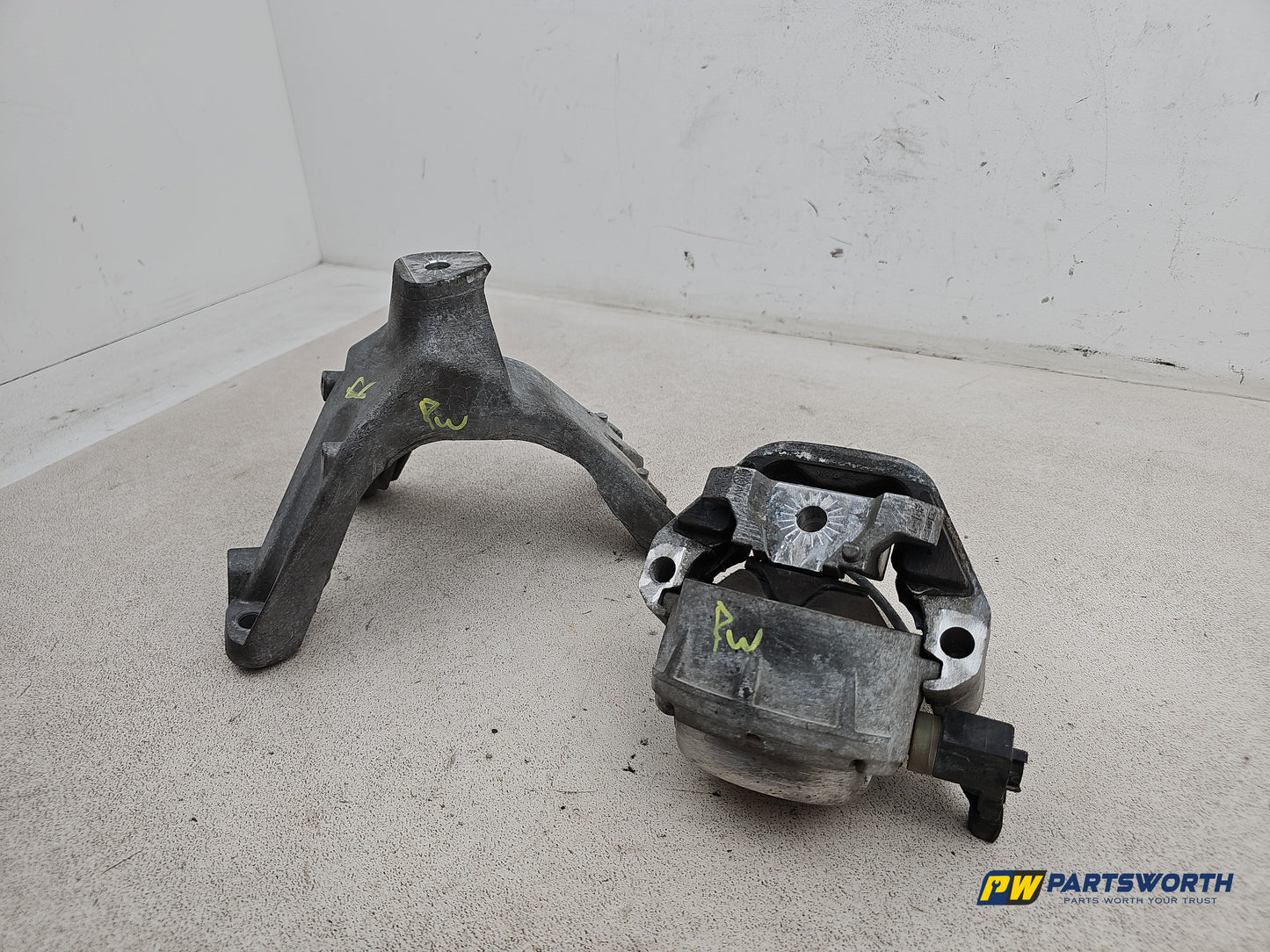 Audi A6 Se Tdi Engine Mounting Rh Driver Side 2011-2018 - photo 2