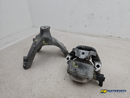 Engine Mounting RH 2