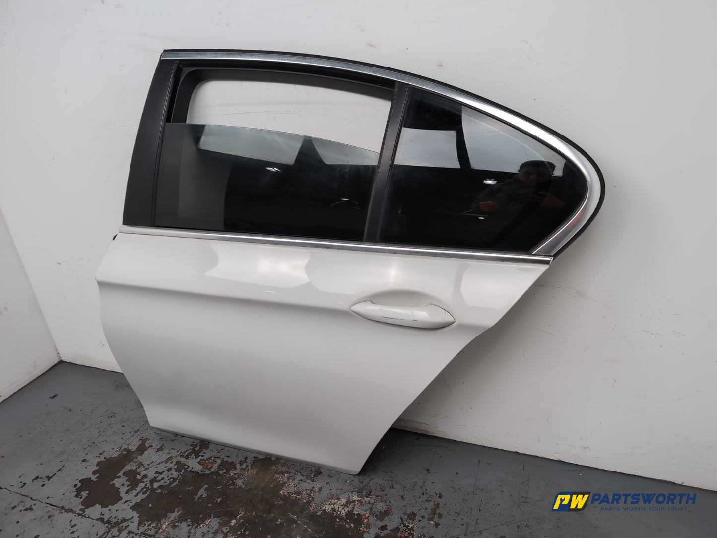 Door Rear LH 2