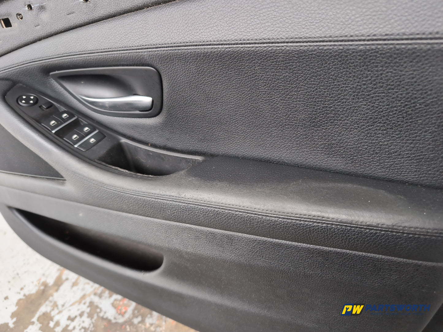 Door Front RH 20