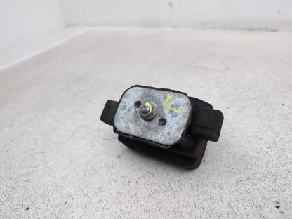 Engine Mounting Bracket 2