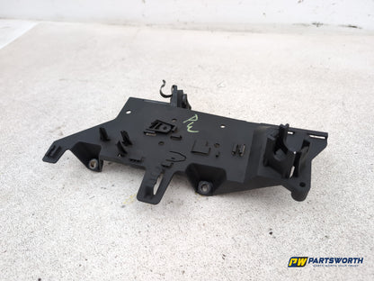Bmw 5 Series 520d Se Sensor Mount 7811112 2013-2015 - photo 2