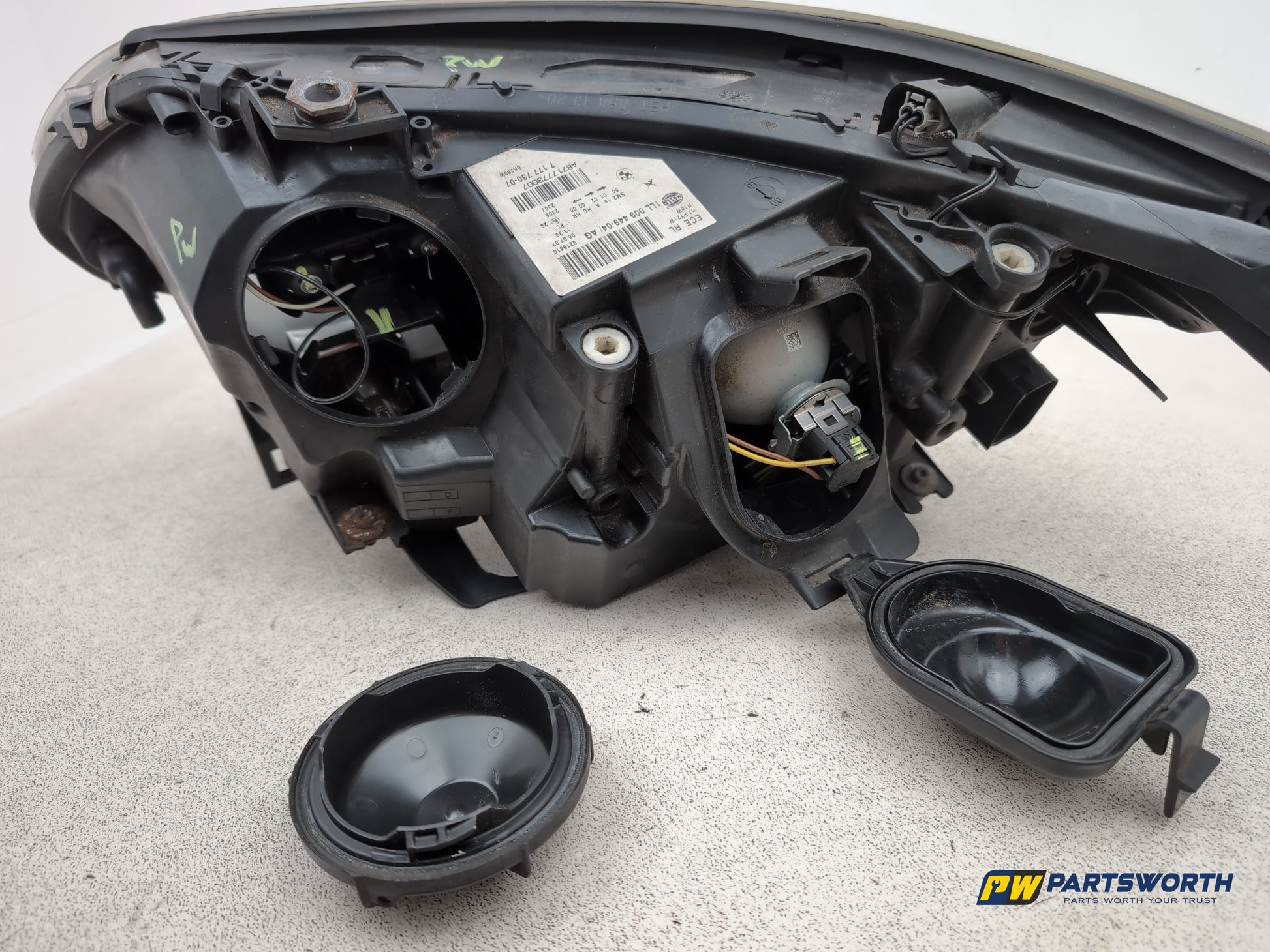 Headlamp RH 7