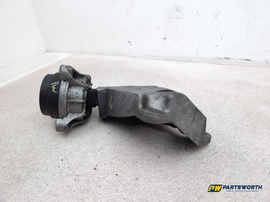 Engine Mounting Bracket 2