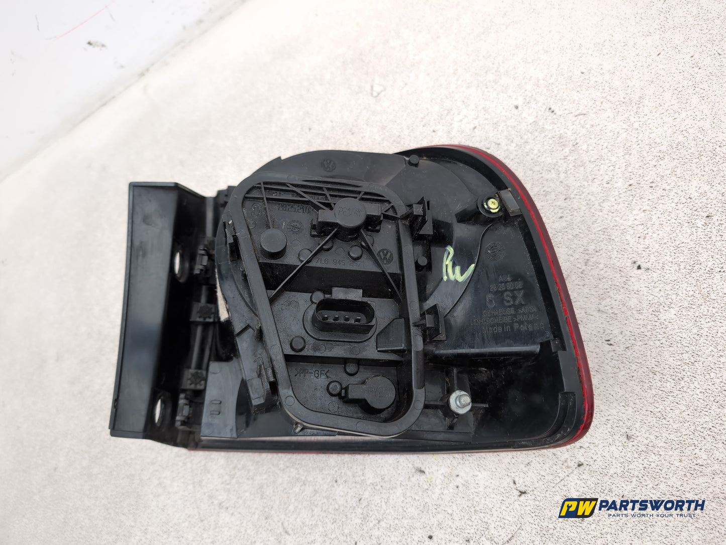 Volkswagen Touareg Altitude V6 Tdi A Lamp Assembly Rear Lh Passenger Side - photo 8