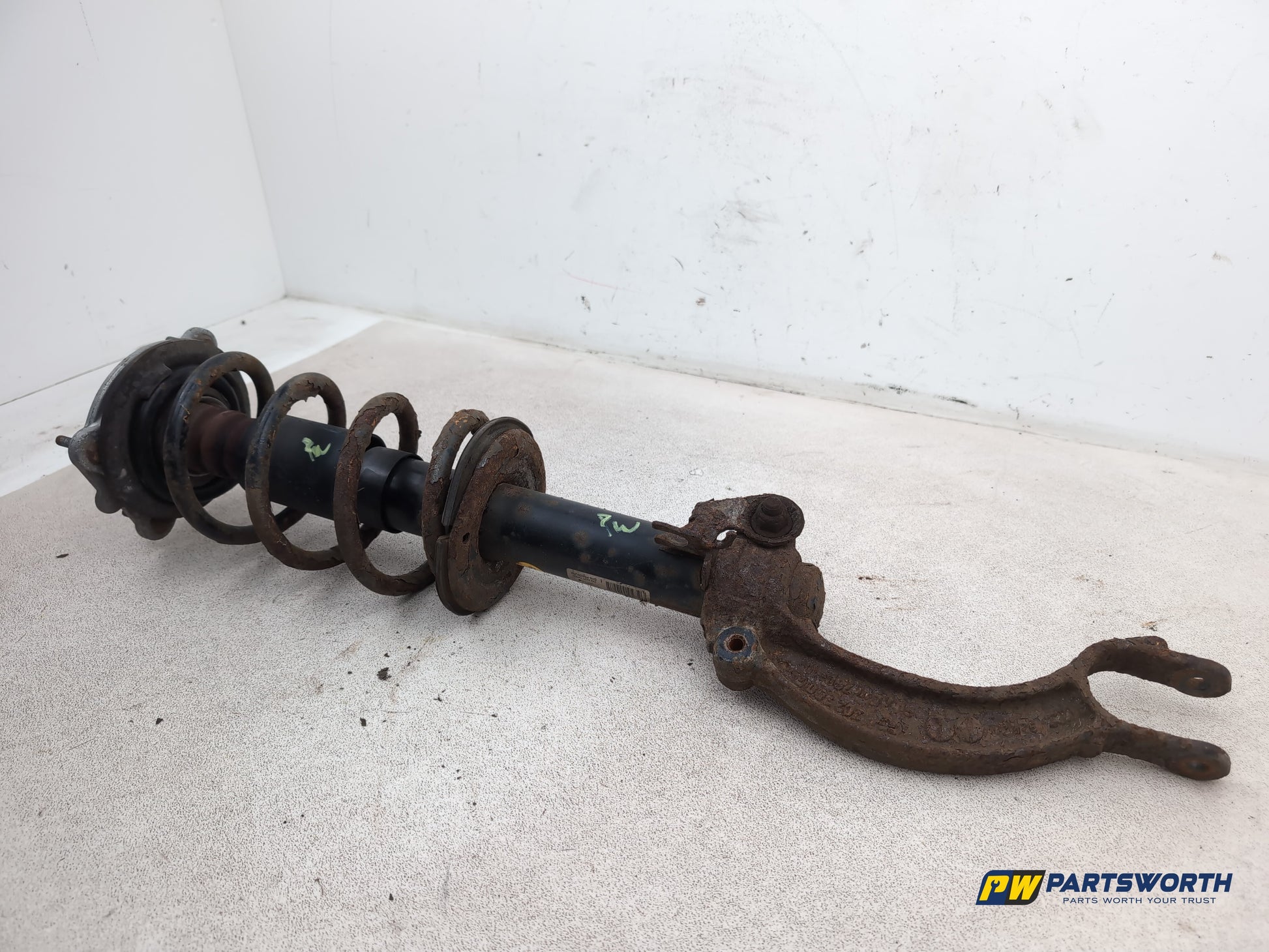 Audi A6 Se Tdi Shock Absorber Front Rh Driver Side 4g0413031 2011-2018 - photo 2