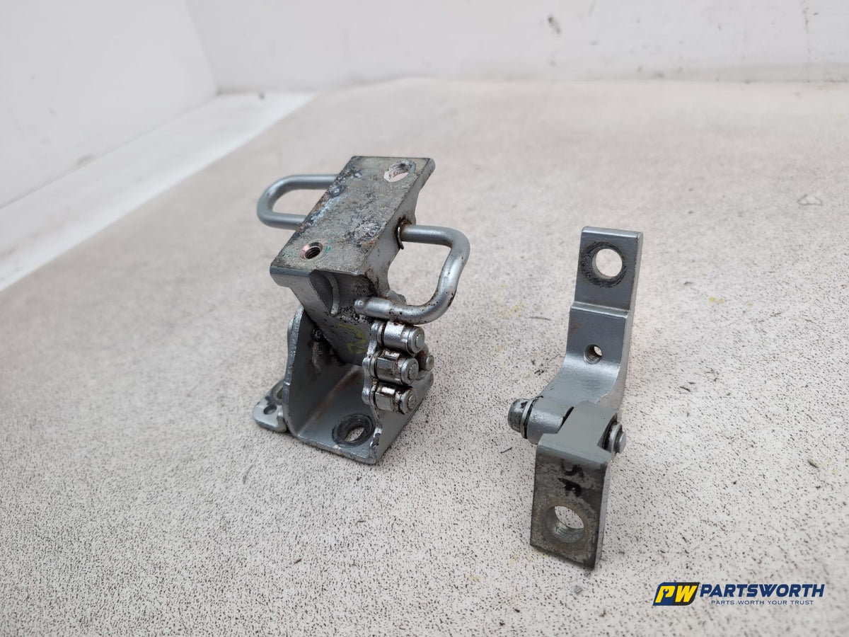 LH Front Door Hinge Pair  2