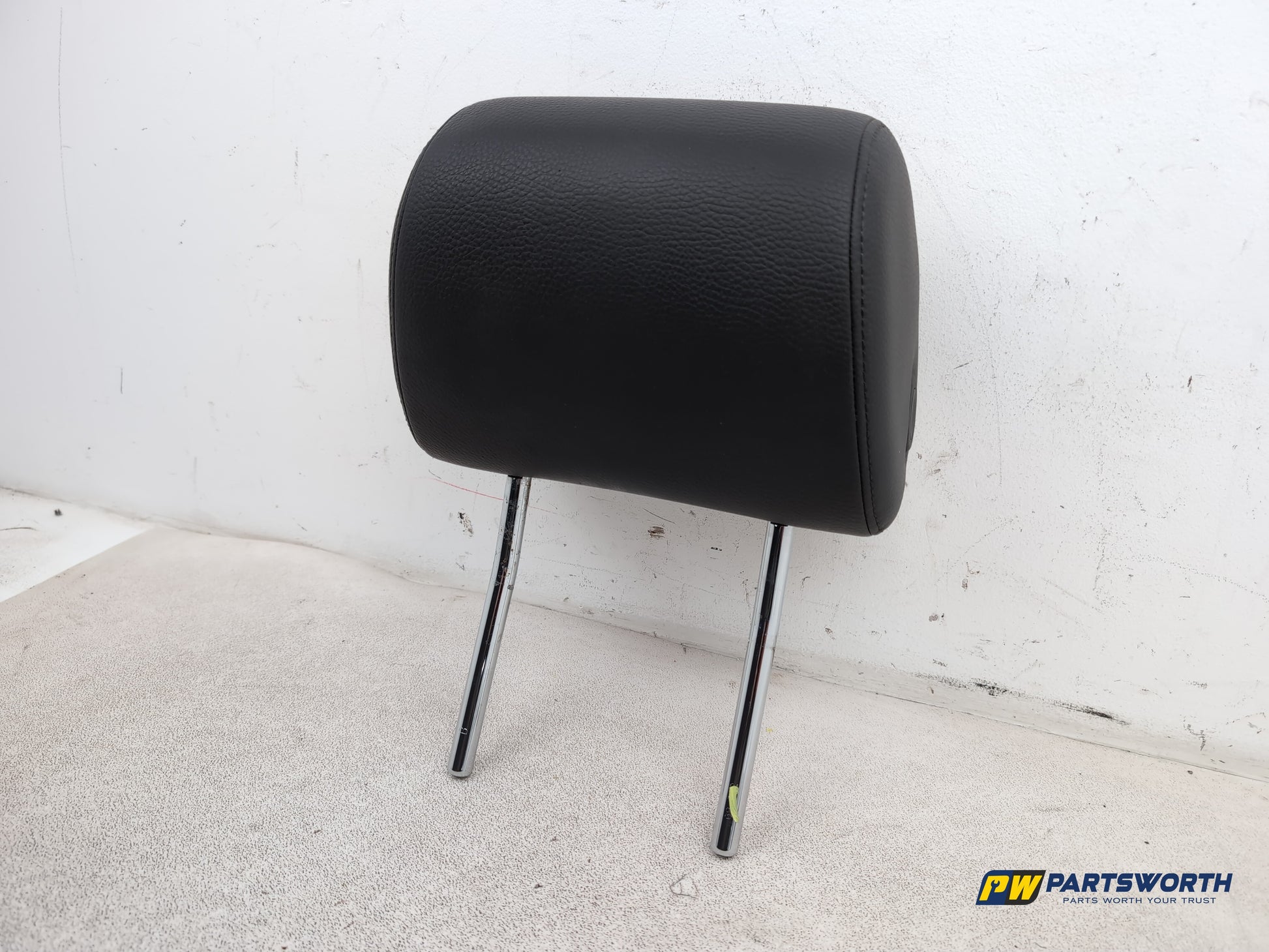 Rear Headrest 2