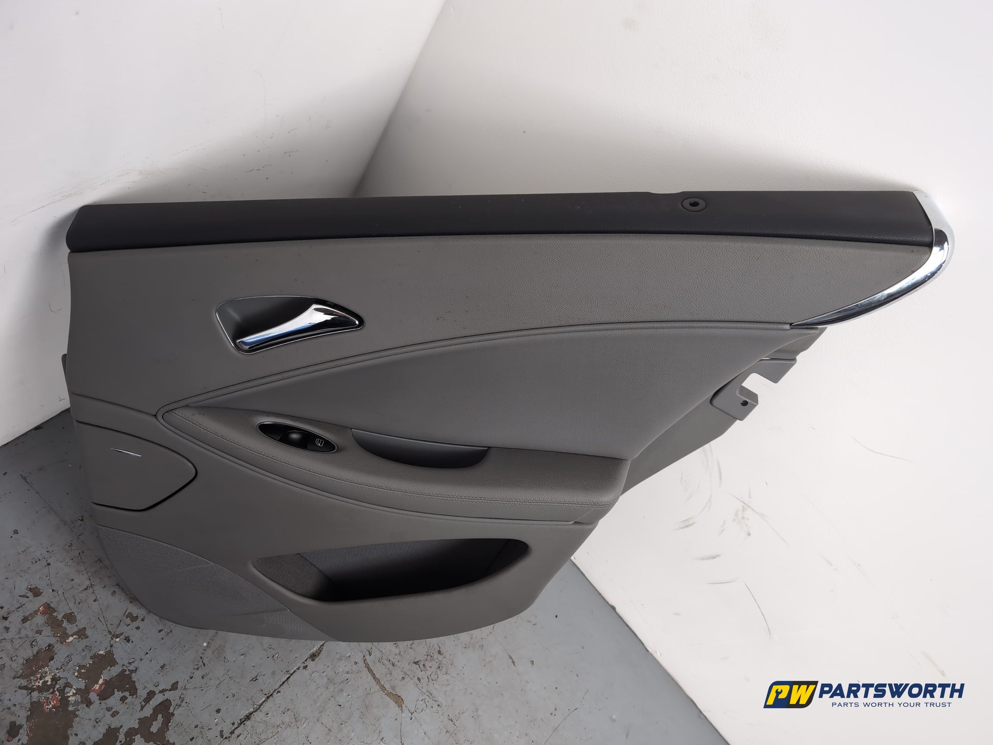 Mercedes Cls 320 Cdi Auto Rear Right Driver Side Door Card 2007-2008 - photo 4