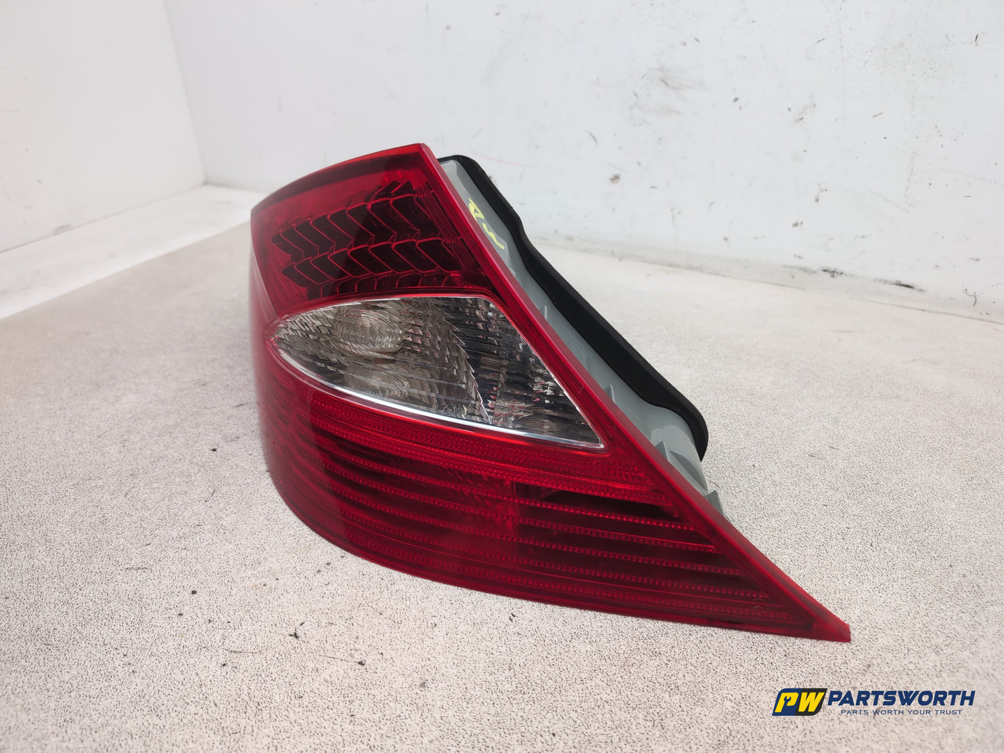 Mercedes Cls 320 Cdi Auto Lamp Assembly Rear Lh Oem 2005 - 2008 A2198200264 - photo 2