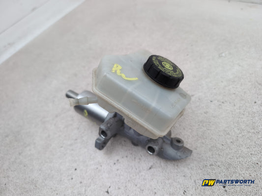 Brake Master Cylinder and Servo 2