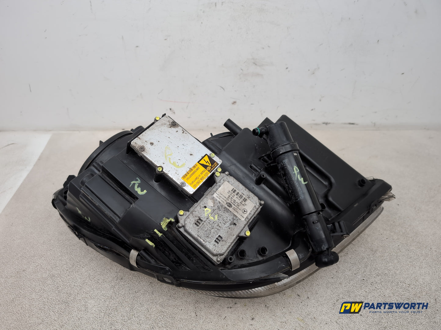 Headlamp LH 8