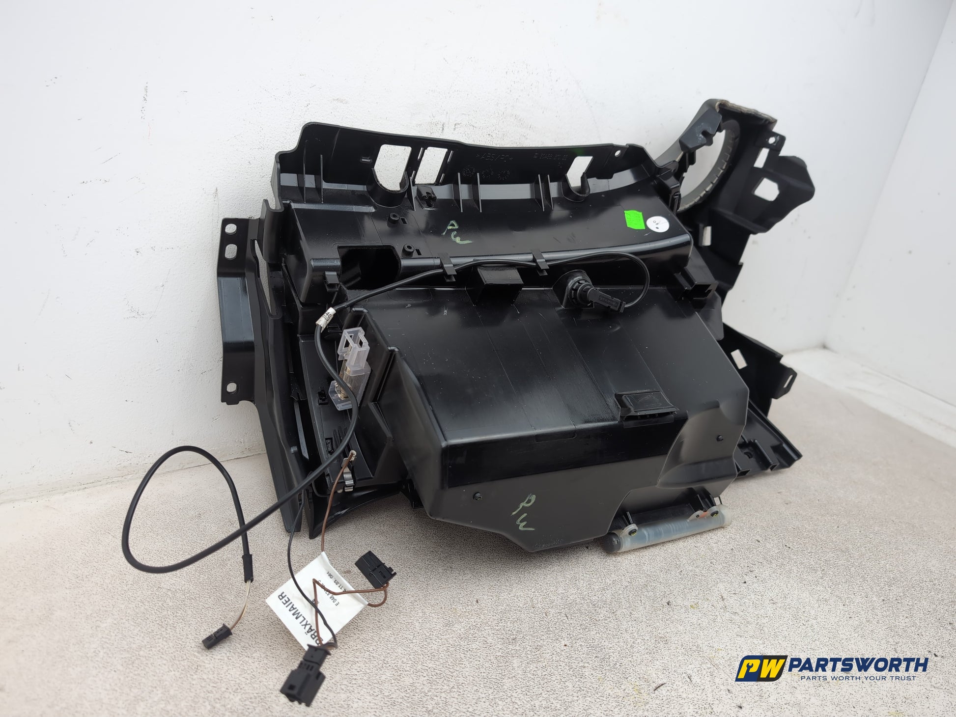 Mercedes Cls 320 Cdi Auto Glove Compartment Assembly 2007-2008 - photo 7