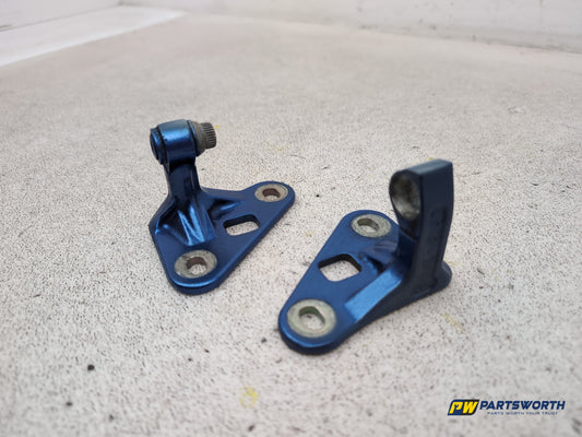 LH Front Door Hinge Pair  2