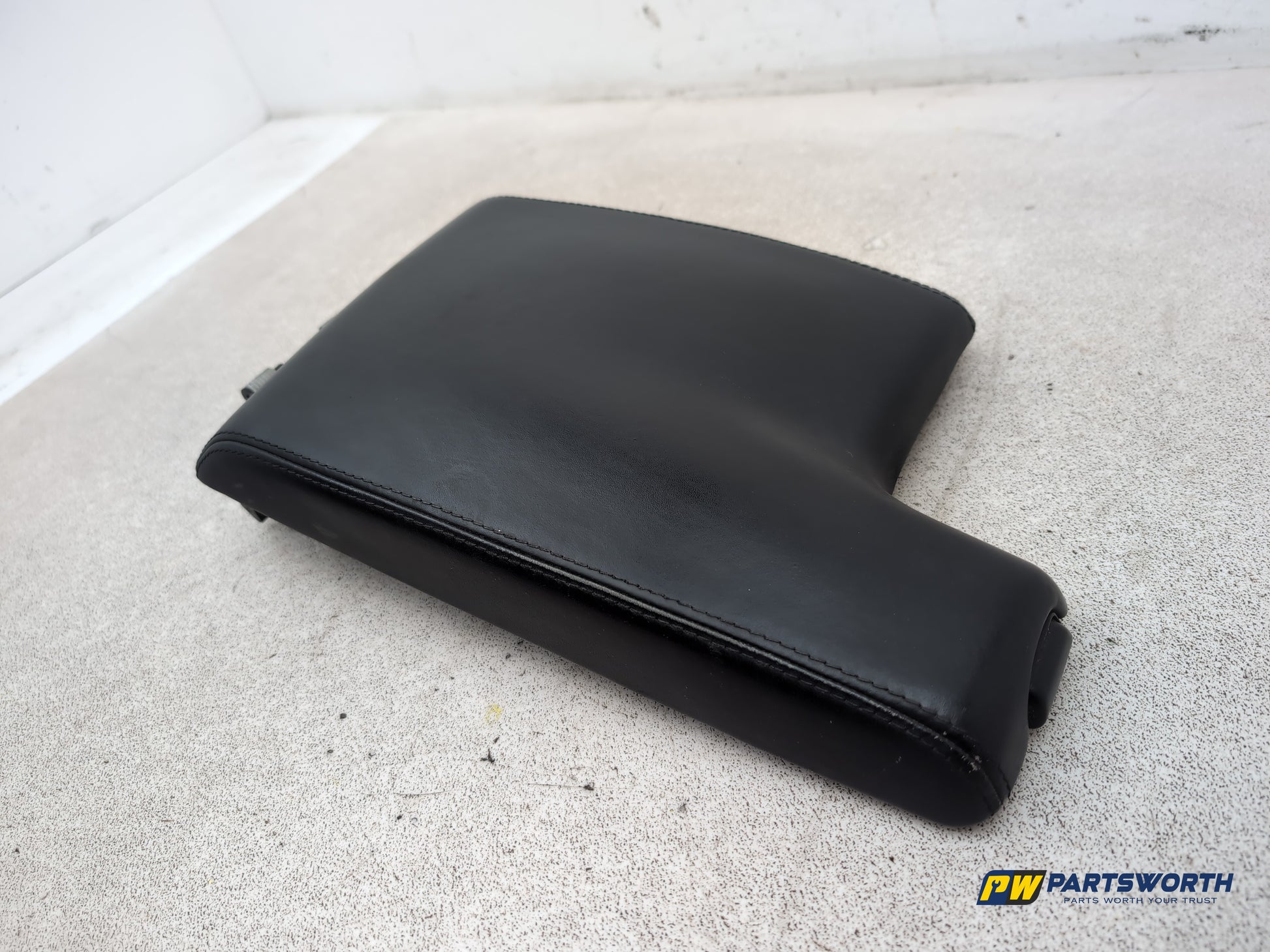 Jaguar Xf Portfolio D Centre Console Armrest 2015-2017 - photo 2