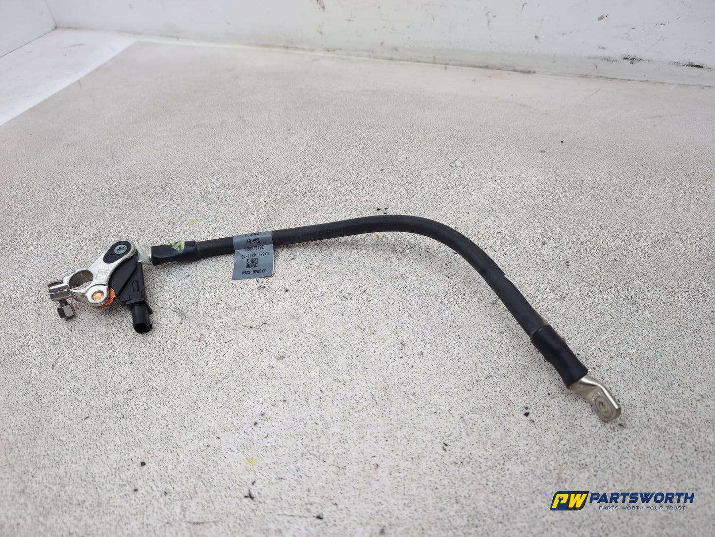 Jaguar Xf Portfolio D Negative Battery Cable Terminal Gx6314301 2015-2017 - photo 2