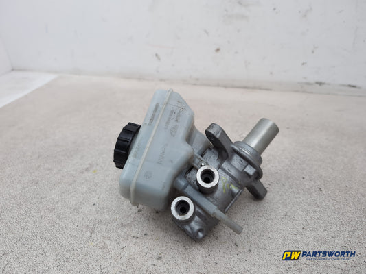 Brake Master Cylinder Assembly 2
