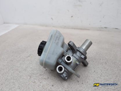 Brake Master Cylinder Assembly 2
