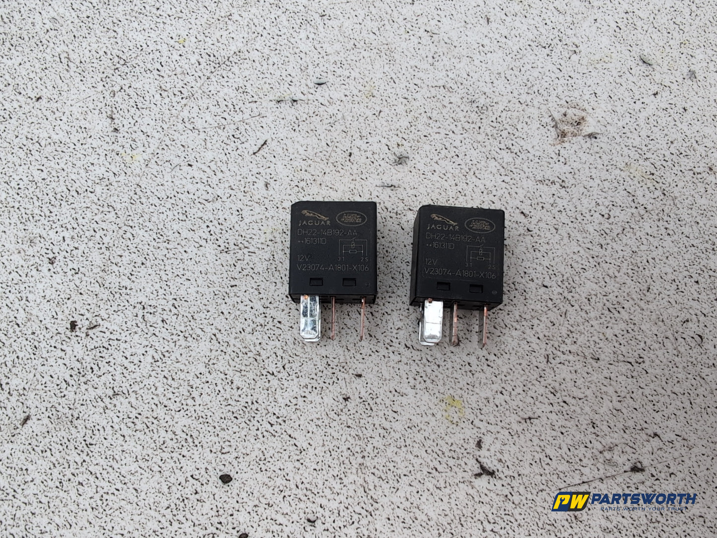 Fuse and Relay Box 1 2