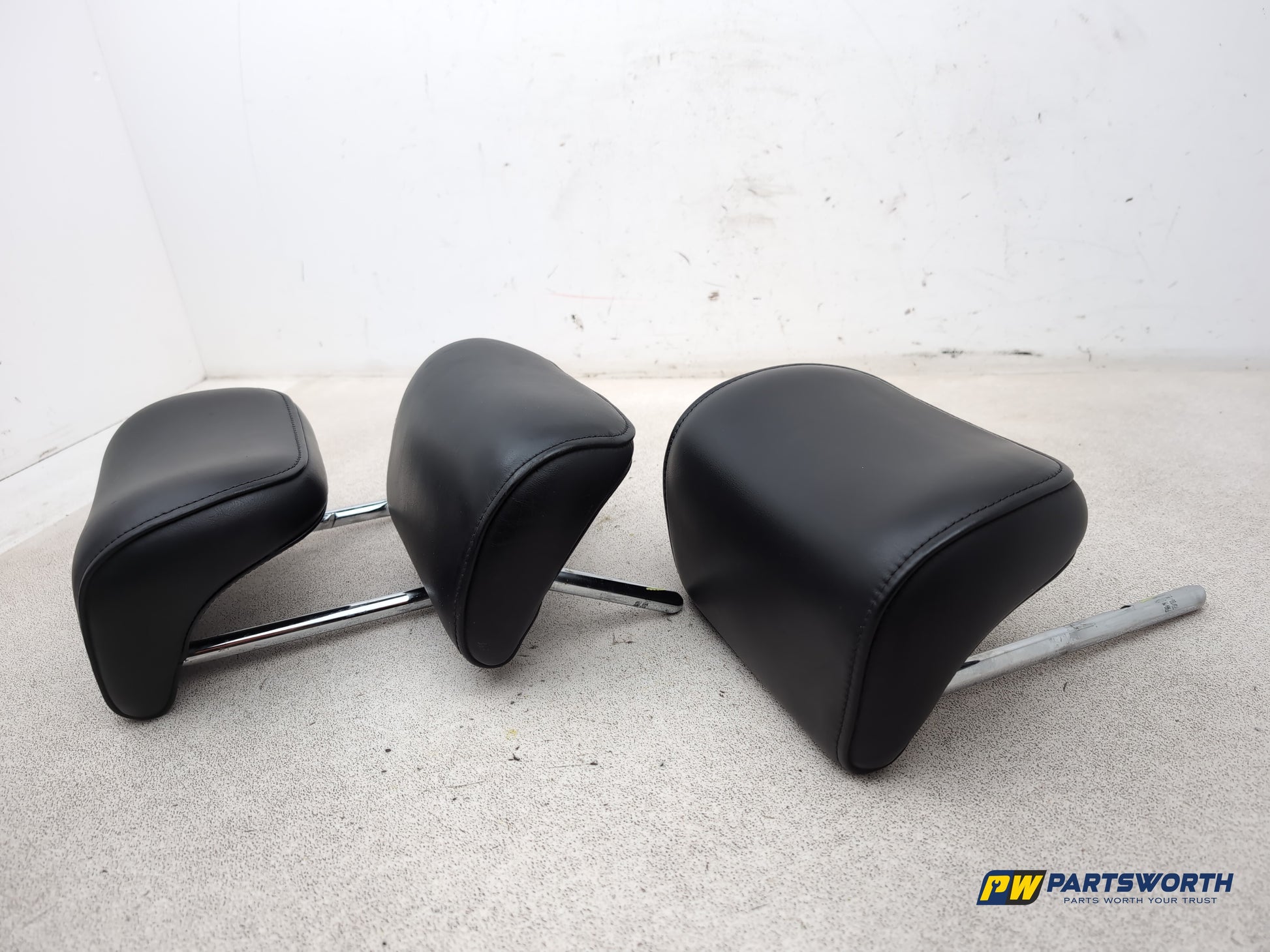 Rear Headrest 8
