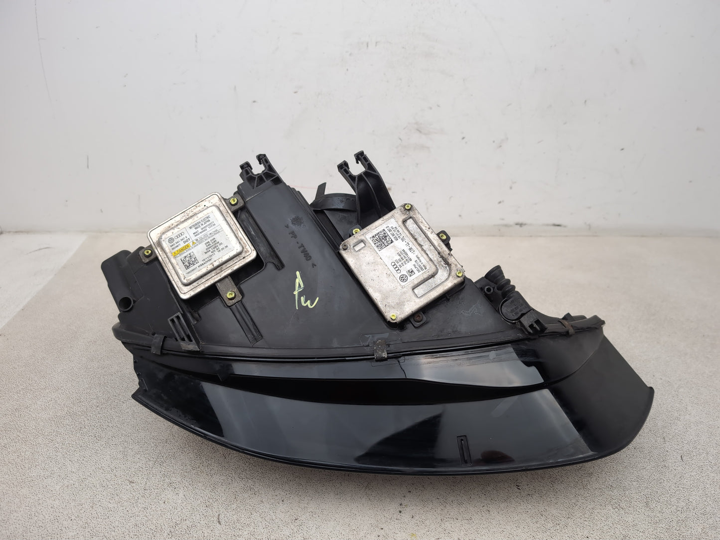 Headlamp LH 8