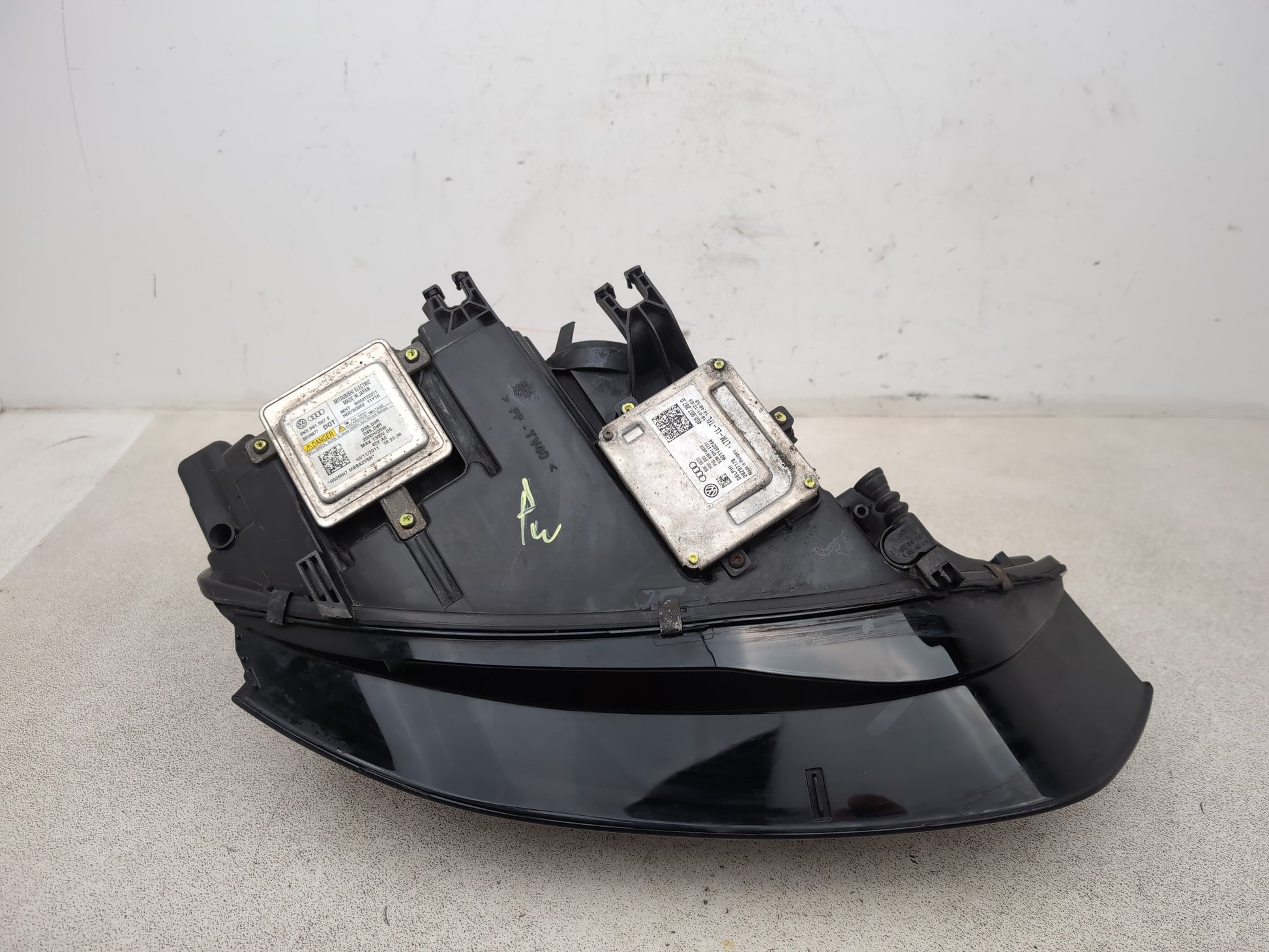 Headlamp LH 8
