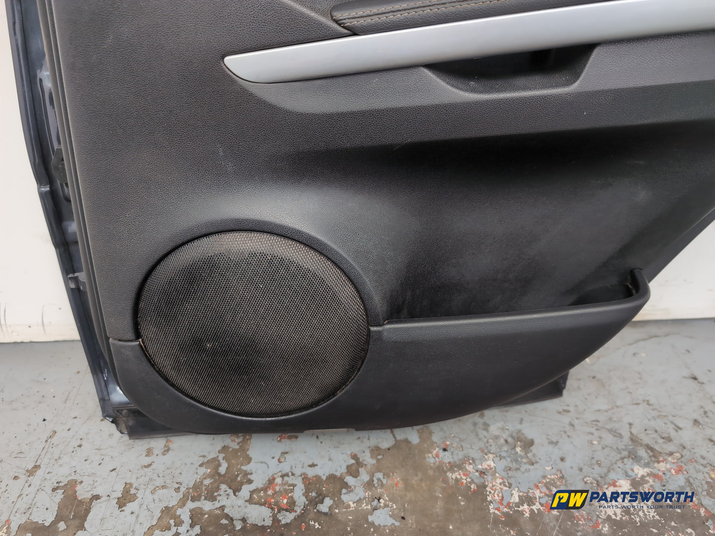Door Rear RH 14