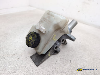 Brake Master Cylinder Assembly 2