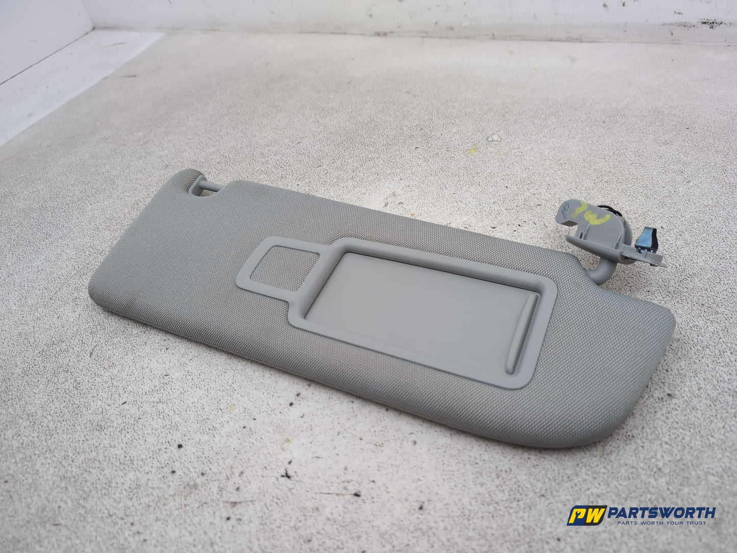Audi A6 Se Tdi Quattro Auto Sun Visor Rh Driver Side 2011-2012 - photo 2