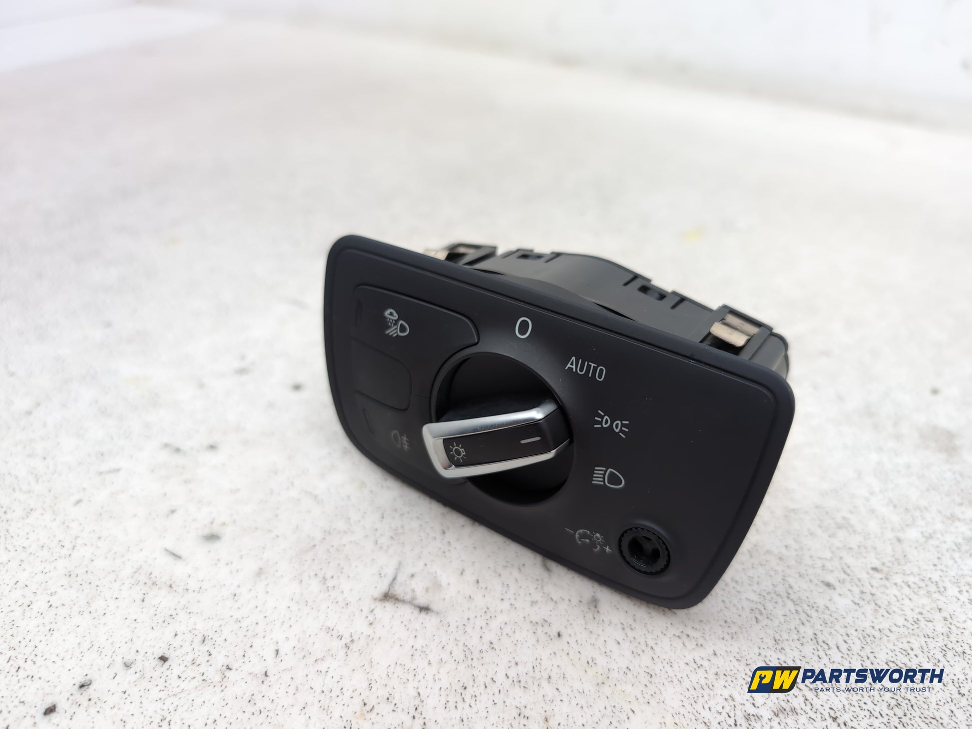 Switch Headlamp 2