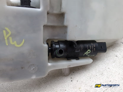 Audi A6 Se Tdi Quattro Auto Washer Bottle Windscreen 4g2955462 2011-2014 - photo 8