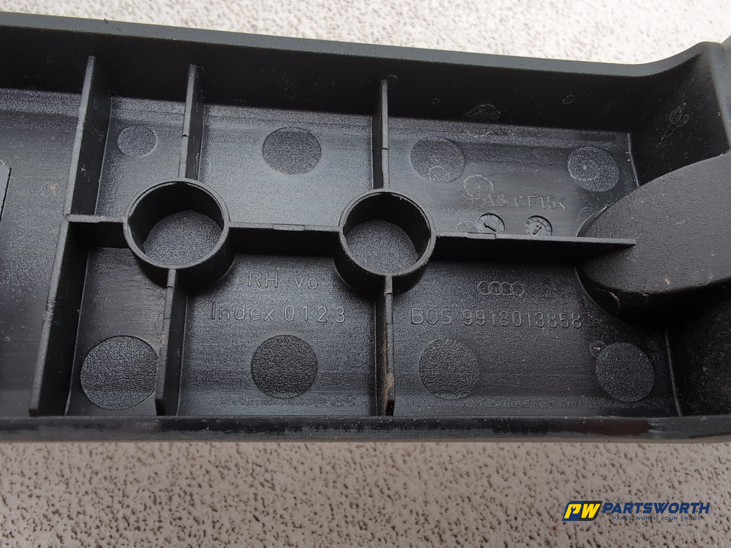 Audi A6 Se Tdi Quattro Auto Side Guides Boot With Hooks 4g9863556a - photo 8