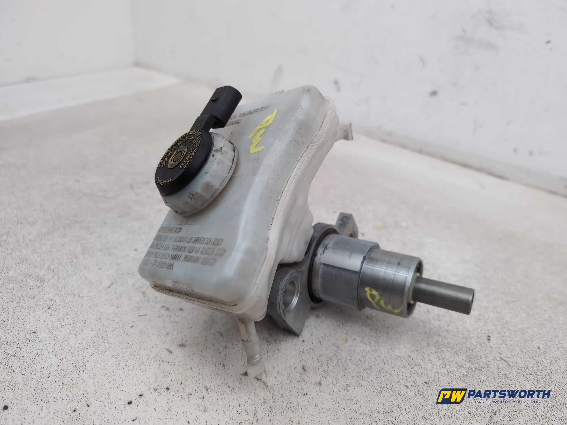 Brake Master Cylinder Assembly 2