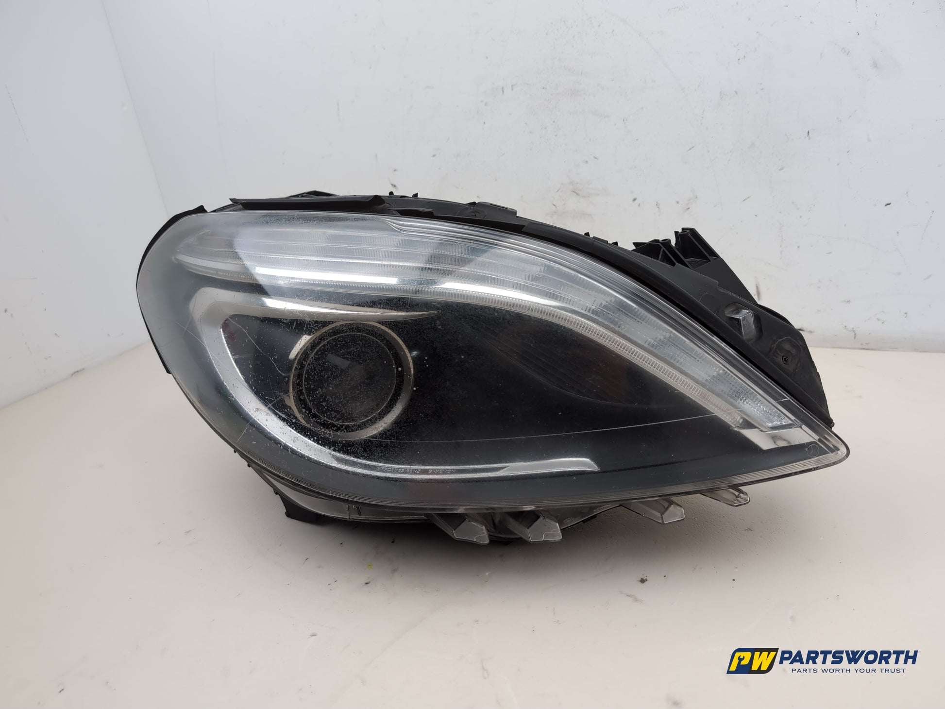 Mercedes-Benz B180 Blueefficiency Sport Cdi Xenon Headlamp Right Driver Side - photo 2