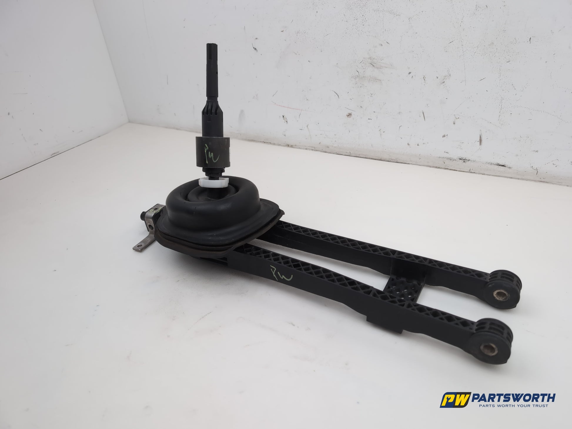 Gear Shift Assembly 2