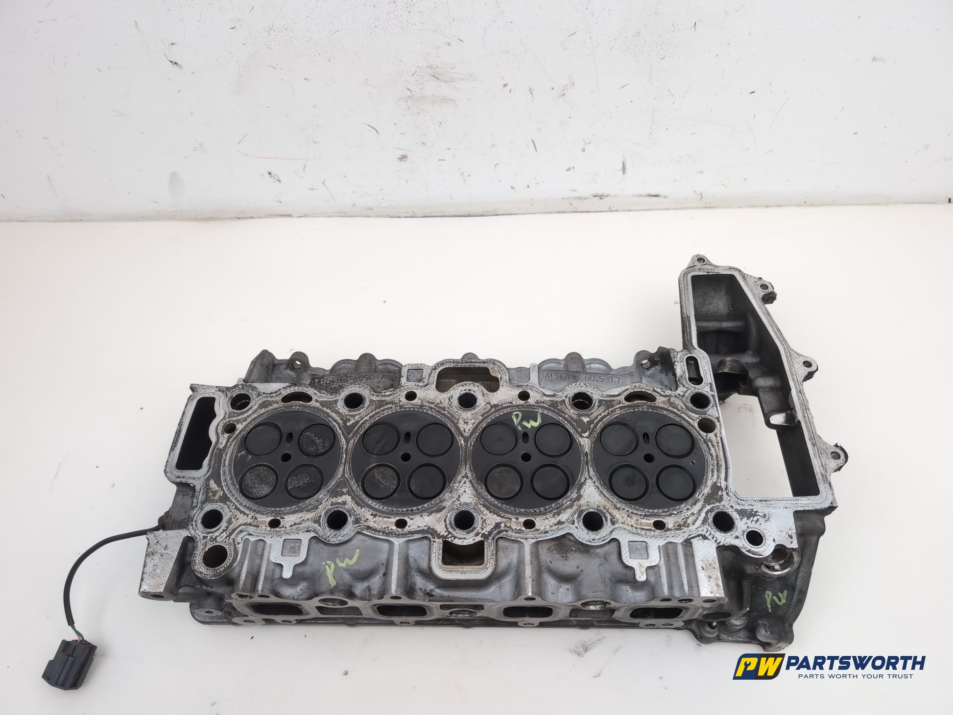 Jaguar / Land Rover 2.0l Diesel Cylinder Head Pbg4d36090ac 2015-2019 - photo 2
