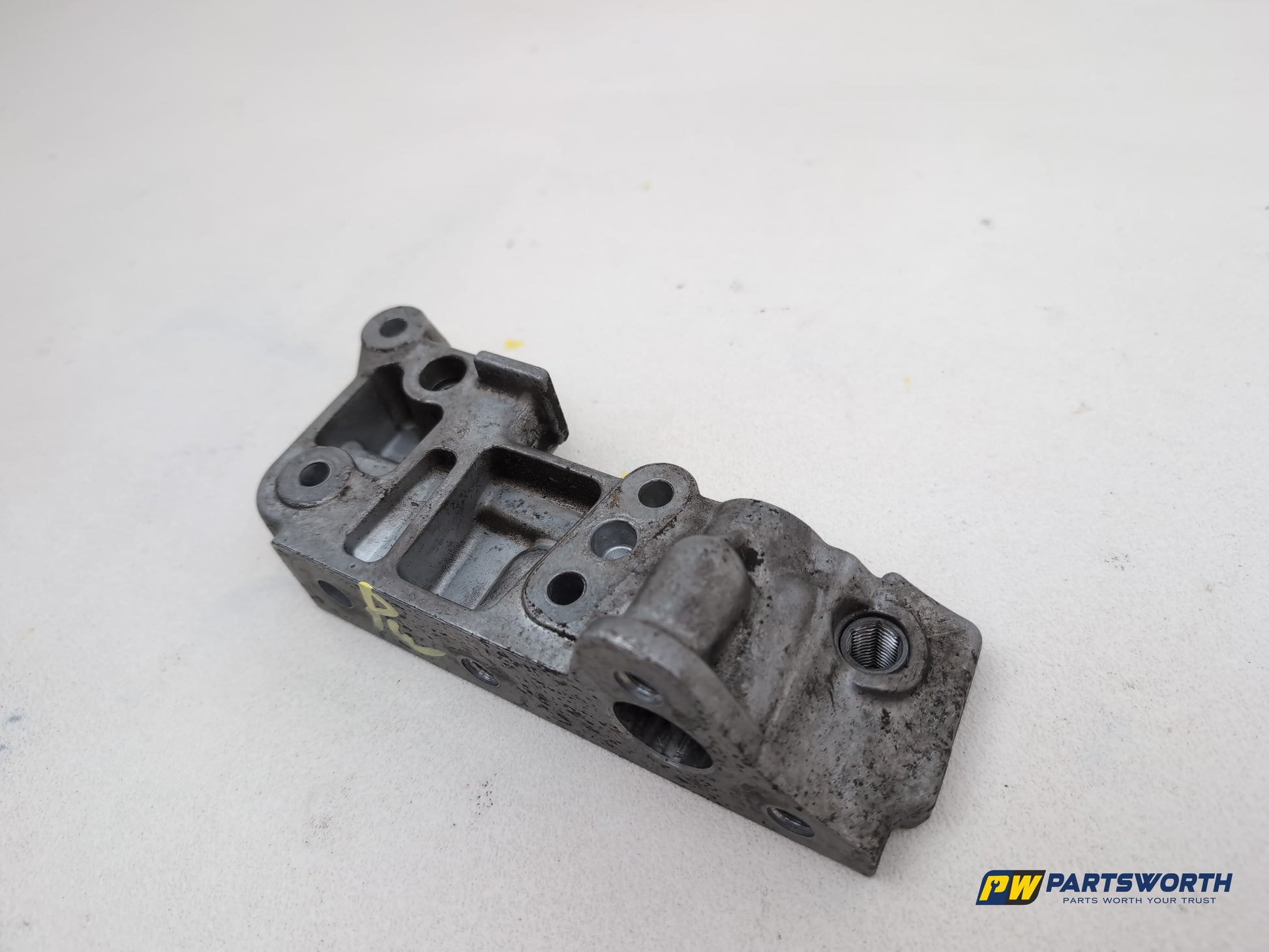 Engine Mounting Bracket 2