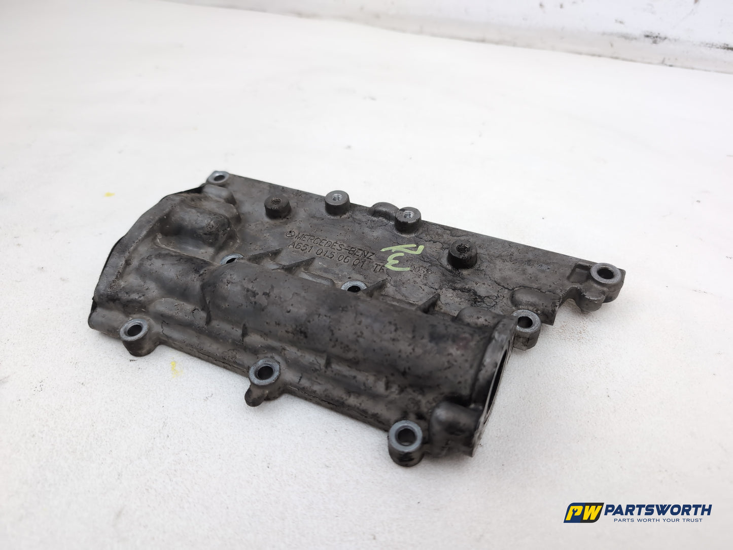 Mercedes-Benz B180 Blueefficiency Sport Cylinder Head End Plate 1.8l Diesel - photo 2